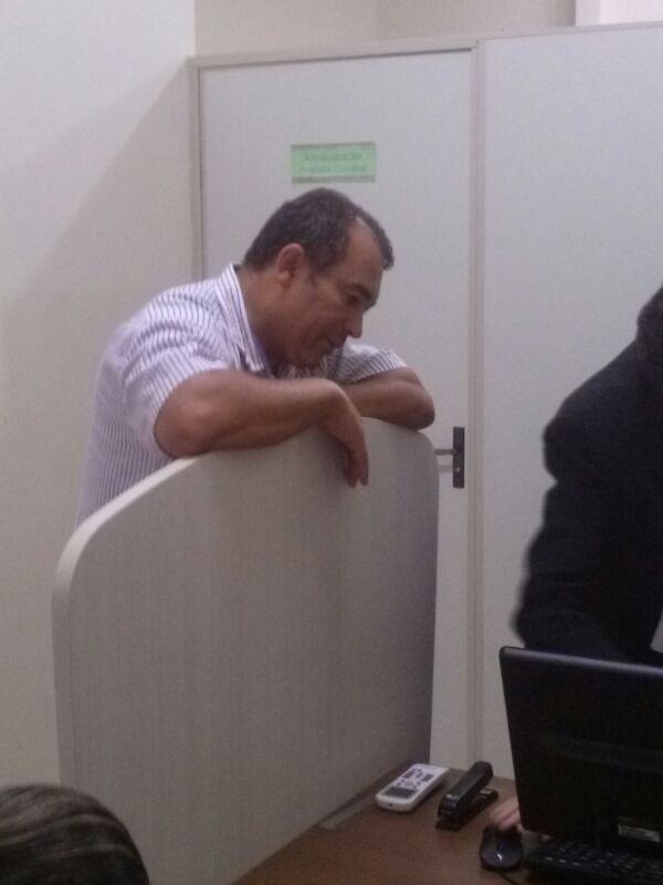 Bandidos armados invadem casa de juiz e fazem família de refém 1 Bandidos armados invadem casa de Juiz e fazem família refém 4