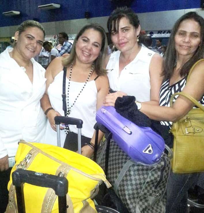 Todo o staff do salão mais “in” da city, o Espaço Vip, capitaneado por Paula Oliveira que desde a última sexta, 11, participa em São Paulo, do Congresso Internacional de Estética Hair Brasil.