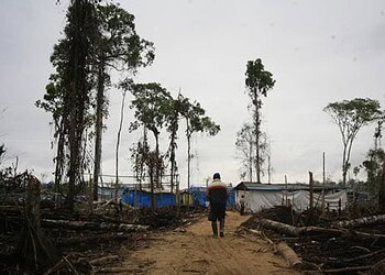 Interoceânica é interditada por garimpeiros e compromete viagens de turismo ao Peru