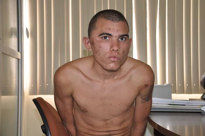 Homem é preso acusado de assaltar policial civil do GAPC 1 Homem é preso acusado de assaltar policial civil do GAPC