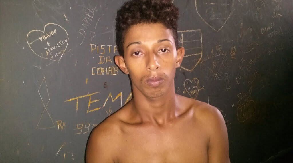 Rapaz de 22 anos é preso acompanhado de duas garotas, acusado de pedofilia