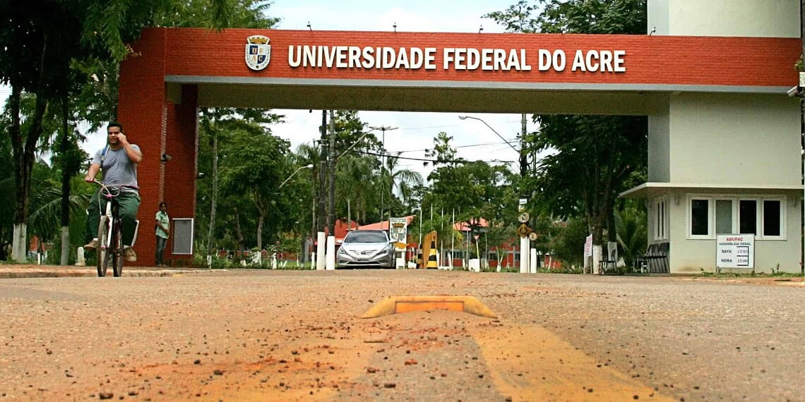 Matrícula institucional é obrigatória, frisa a universidade