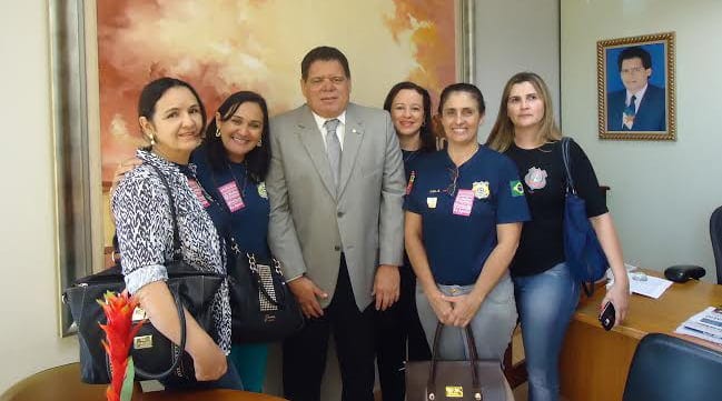 Flaviano vota em favor da servidora policial 1 Mulher policial poderá se aposentar com 15 anos de serviço