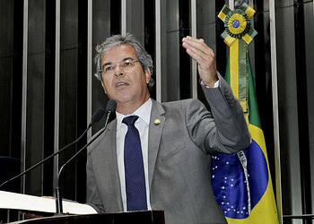 Jorge Viana aponta equívoco e desinformação sobre chegada de haitianos em São Paulo