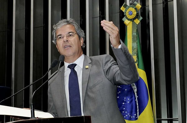 Jorge Viana aponta equívoco e desinformação sobre chegada de haitianos em São Paulo