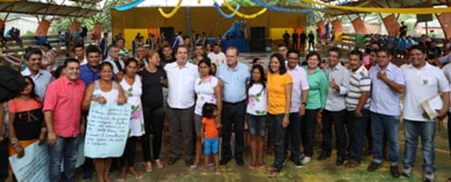 Governador e toda a sua equipe foram recebidos calorosamente pela população