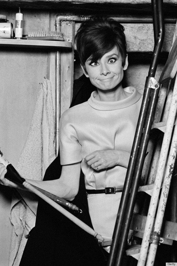 O estilo atemporal de Audrey Hepburn 9 A última, e mais importante das lições: independente da roupa que você estiver usando, seja você mesma!