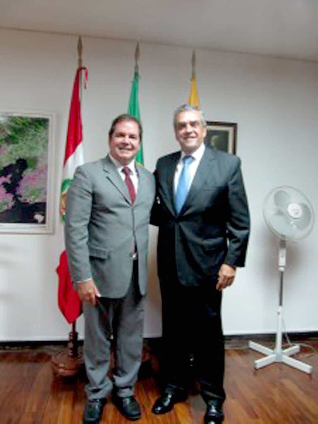 Embaixador Lazary: diplomacia em prol do comércio