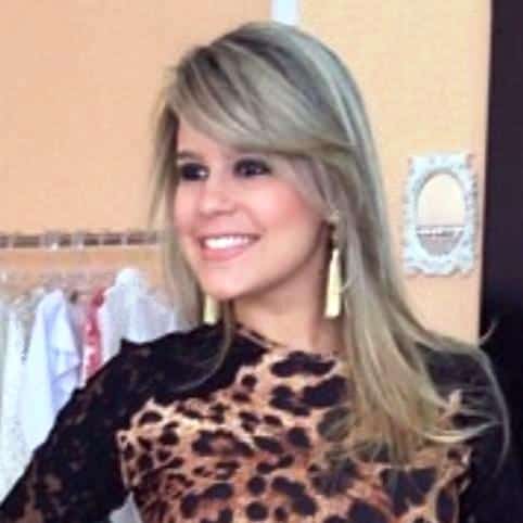 25/05/14 2 3 - Carina Lopes Tiburcio