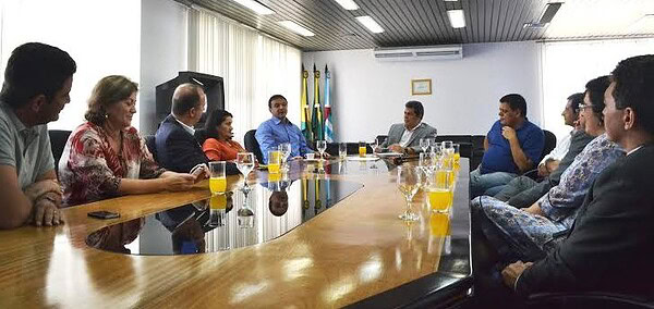 Bittar realiza visita ao Tribunal de Contas do Estado