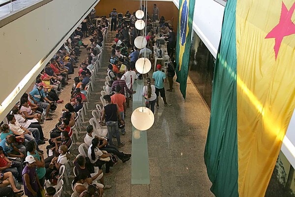 Último dia de atendimento aos trabalhadores no Arena da Floresta foi tranquilo