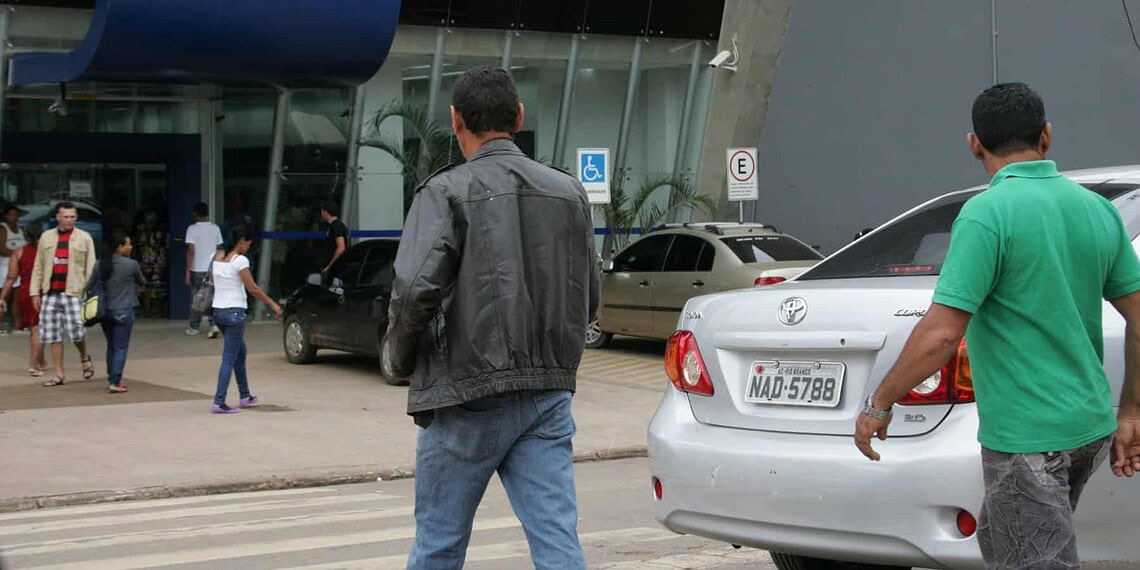 Agências da Caixa estarão abertas neste sábado para pagamento do FGTS