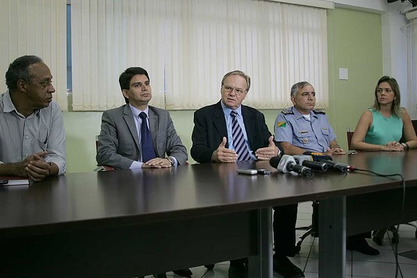 Cúpula da segurança lança plano de combate a violência no Estado