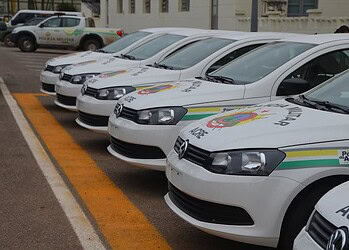 Governador entrega 20 veículos e mais de 170 equipamentos para a segurança