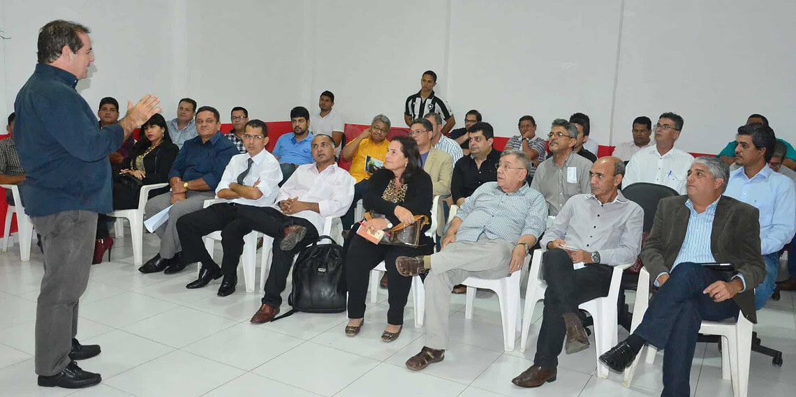 FPA reafirma unidade e discute estratégia pré-eleitoral para campanha de 2014