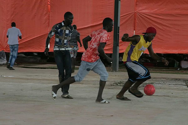 Abrigo dos imigrantes será transferido até o fim do mês