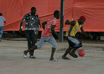 Abrigo dos imigrantes será transferido até o fim do mês