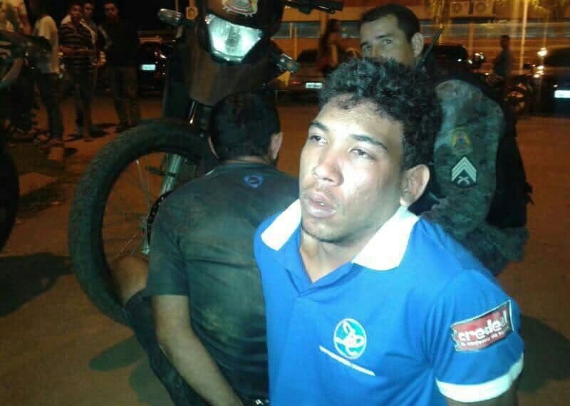 Homens são presos em flagrante por assaltar universitária