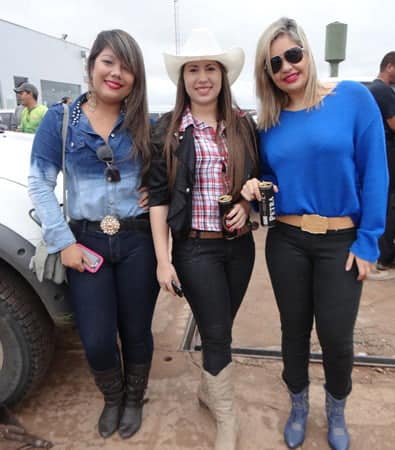 Iniciando a programação country que antecede a Expoacre 2014, a Fazenda Piracema e Haras GB realizou mega evento no último final de semana.