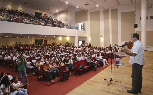 Governo inicia aulas para mais de 10 mil alunos pelo Pronatec 1 Governo inicia aulas para mais de 10 mil alunos pelo Pronatec