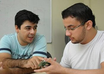 Jhonny e Ricardo desenvolveram o sistema do Rotas