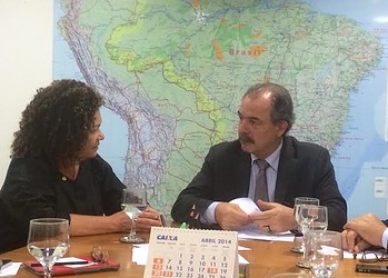 Perpétua Almeida discute com governo federal pagamento dos 25 mil aos Soldados da Borracha