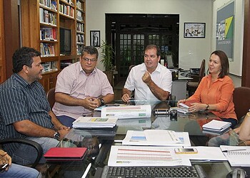 Tião disse que 52% das ruas do Estado já estão prontas