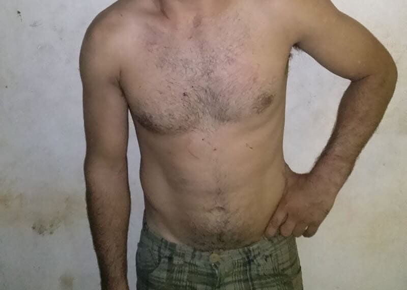 Pelado, homem invade igreja no bairro Vitória