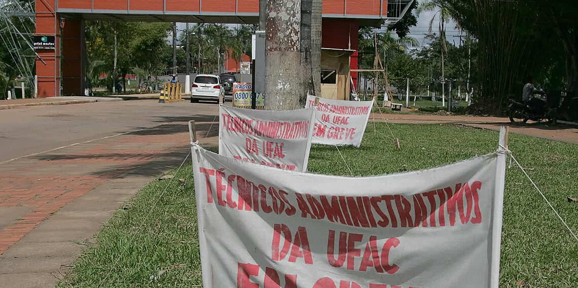 Professores da Ufac decidem se entram ou não em greve na próxima sexta