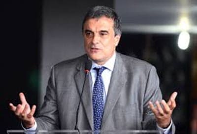 Ministro: MJ ajudou haitianos enquanto estavam em Brasiléia