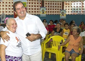 Tião Viana recebe homenagem do Morhan em Cruzeiro do Sul