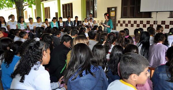 Exploração sexual de criança agora é crime hediondo, anuncia Perpétua