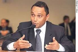 “O Brasil terá um dos mais qualificados sistemas de ensino do mundo”, diz Sibá Machado sobre PNE 1 “O Brasil terá um dos mais qualificados sistemas de ensino do mundo”, diz Sibá Machado sobre PNE