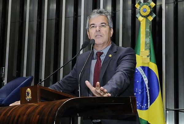 Jorge Viana cobra plano emergencial para recuperação da BR-364