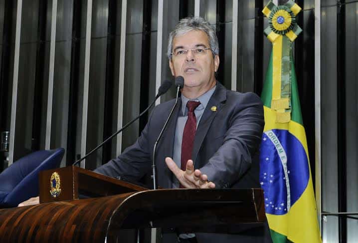 Jorge Viana cobra plano emergencial para recuperação da BR-364