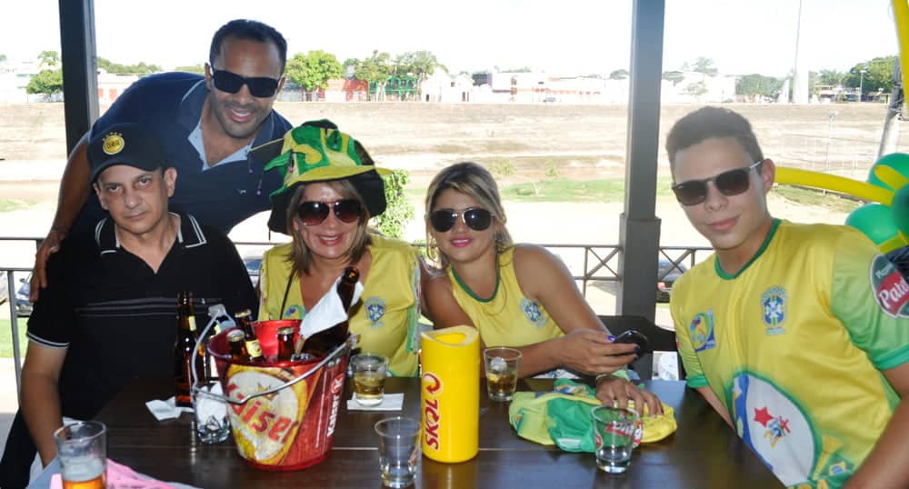 TORCIDA VERDE E AMARELA 1 1