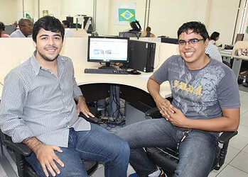Jhonny Willians e Israel Braga ganharam a Hackathon das OSCs