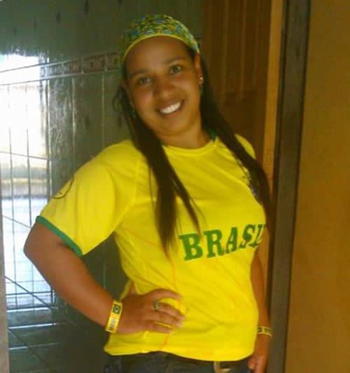 Amigas Tayane e Rayanna buscam diversão nos jogos