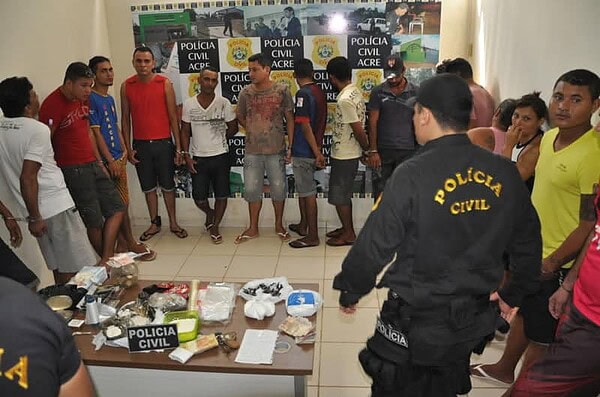 Operação Impactus 3 prende 17 pessoas e apreende drogas