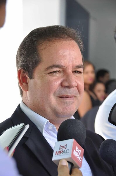 Tião diz que grupos criminosos tentam desestabilizar eleições e oposição pede nomes