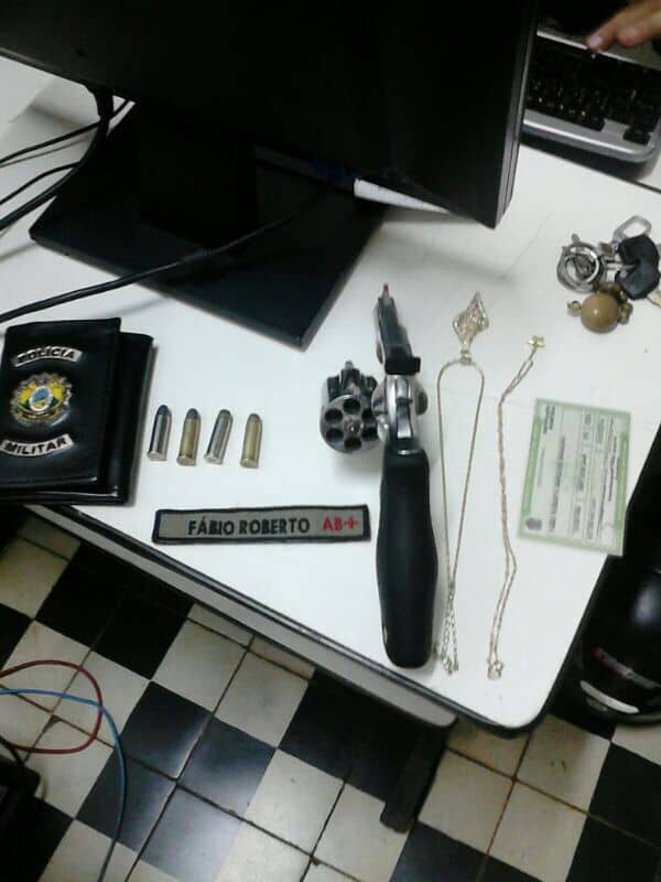 Ex-aluno da Polícia Militar é suspeito de roubar celular de policial federal 2 Ex aluno da Polícia Militar é suspeito de roubo