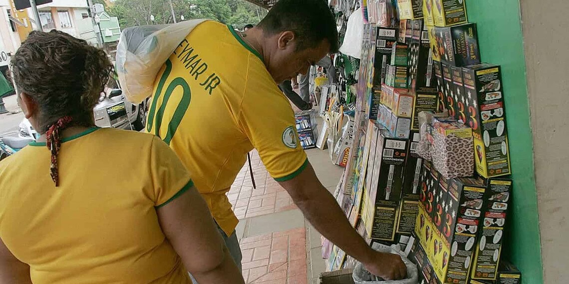 Corpo de Bombeiro orienta sobre utilização de fogos de artifícios