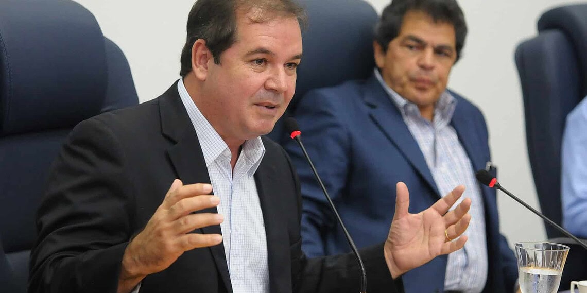 Governador Tião Viana e o presidente do TCe, Valmir Ribeiro, em reunião ontem