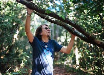 Cantor visitará projeto em Cruzeiro e fará show na Capital