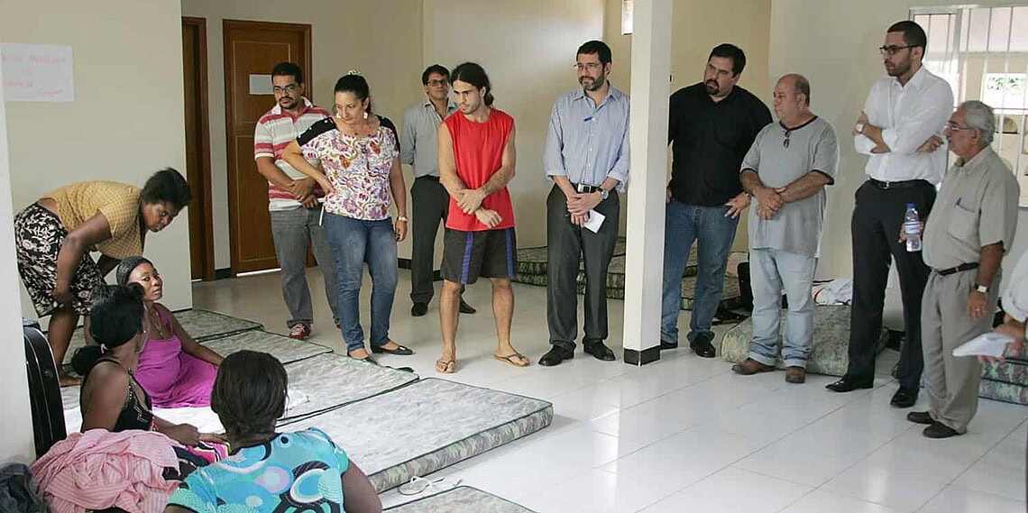 Representantes dos órgãos federais e internacionais queriam conhecer e avaliar situação de imigrantes