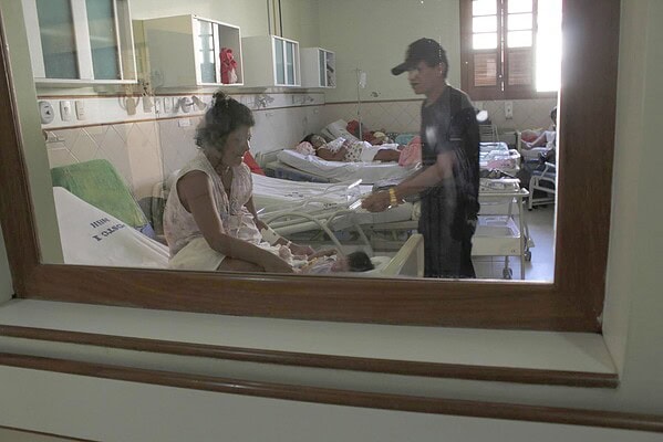 No dia da estreia do Brasil na Copa, 12 bebês nascem na maternidade Bárbara Heliodora