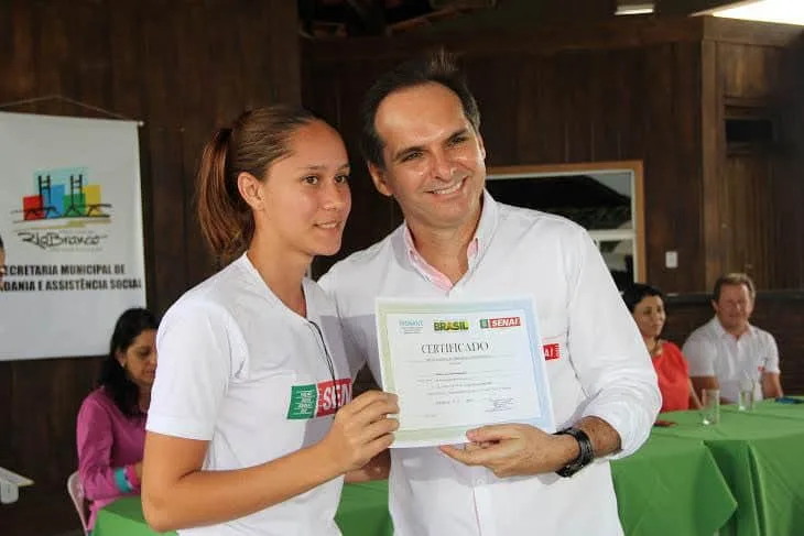 Mais de 140 alunos do Senai foram certificados em solenidade