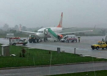 Avião da Gol apresenta falha e é rebocado no aeroporto de Rio Branco