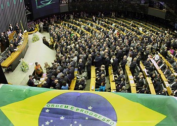 Com decisão do TSE, Acre se mantém com 8 deputados federais