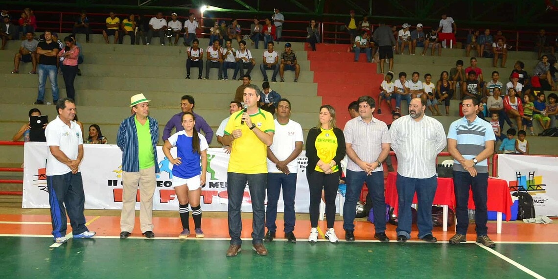 Prefeito Marcus Alexandre abre II Campeonato Municipal de Futsal 1 Prefeito abriu evento, que conta com 88 equipes inscritas